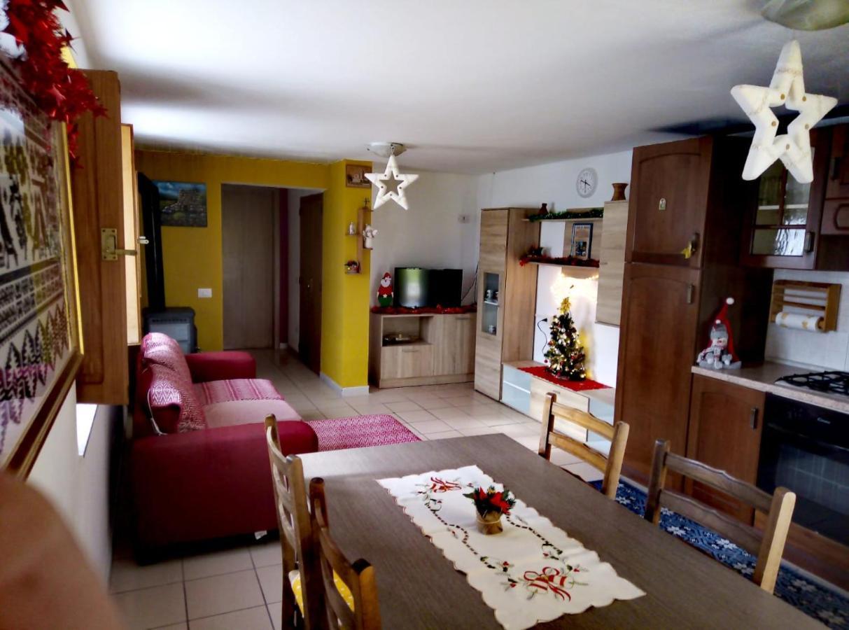 Casa Vacanze Janas Ruinas Ngoại thất bức ảnh